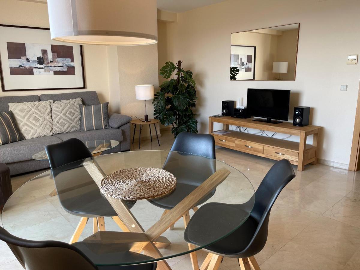 El Faro Playa & Beach Apartments Mijas Costa & Fuengirola By Alfresco Stays מראה חיצוני תמונה