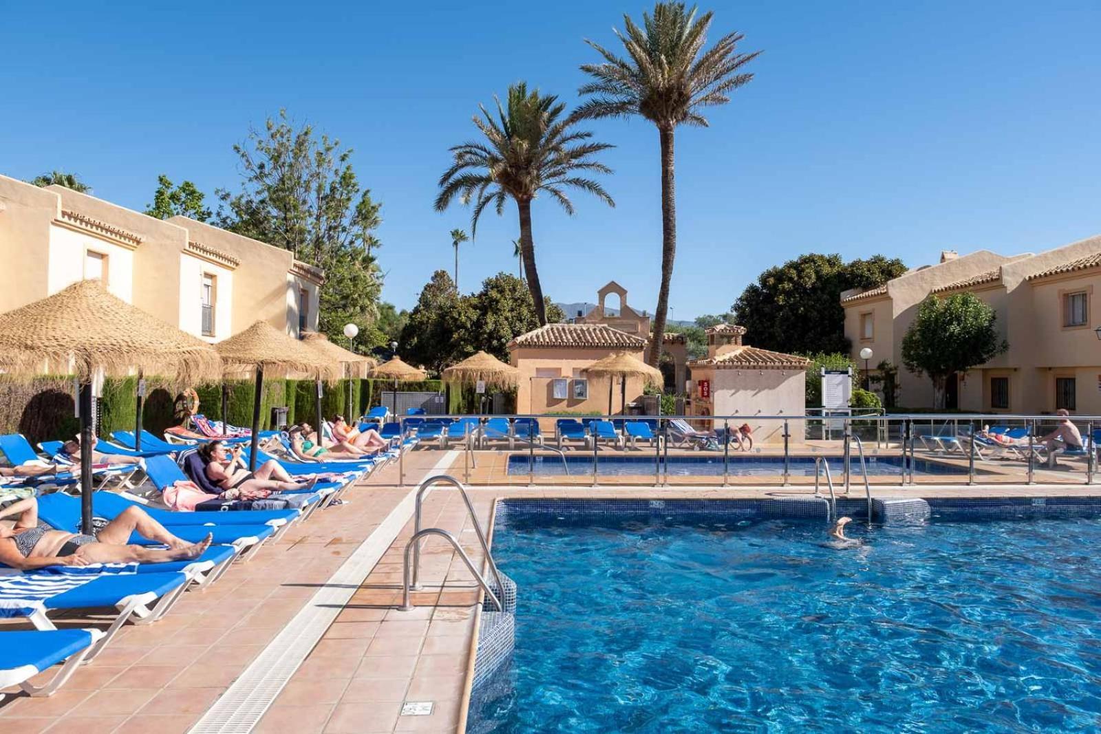 El Faro Playa & Beach Apartments Mijas Costa & Fuengirola By Alfresco Stays מראה חיצוני תמונה